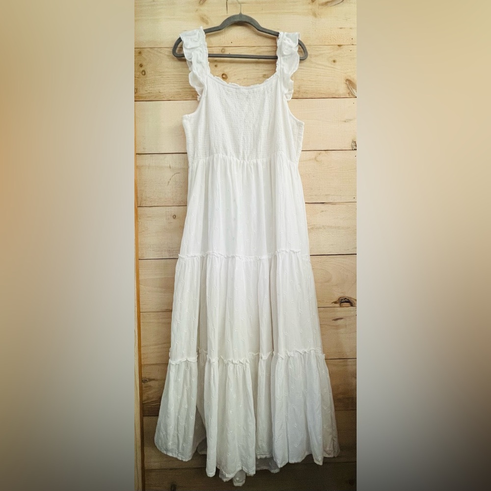 Old Navy White Eyelet Ruffled Smocked Bodice Sleeveless Maxi Sundress 2XL - Picture 5 of 5
